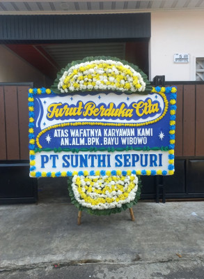 Papan Bunga Duka di Pondok Ranggon